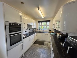 Photo 6- click for photo gallery